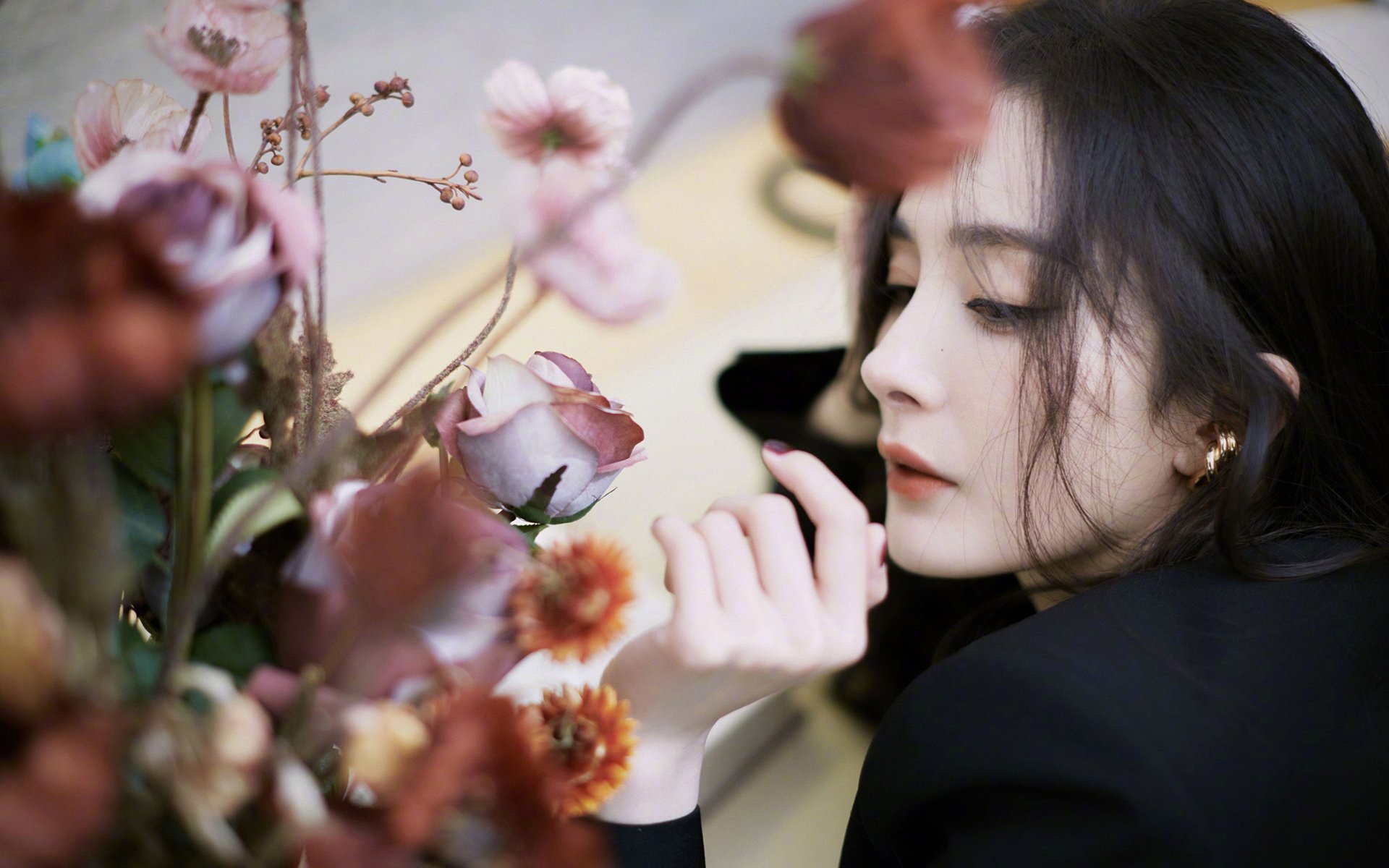 多面手风采：篮球场上的全能战士，多样篮球