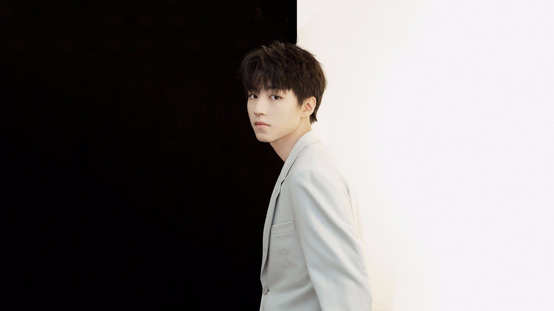 塞维利亚主场大捷，实现全面胜利，塞维利亚球场