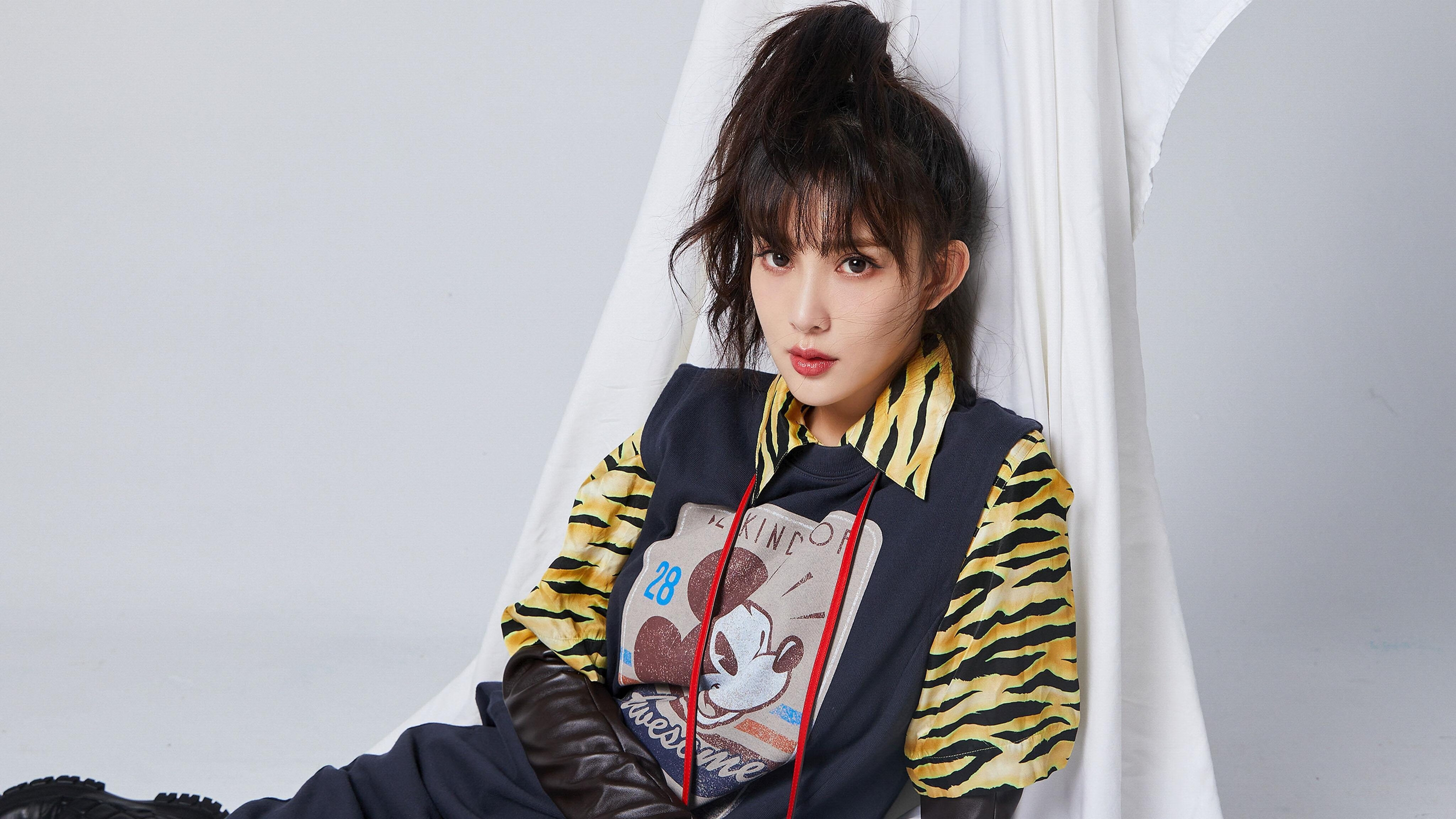 马刺队成功转型,青年队员表现抢眼,马刺队2021