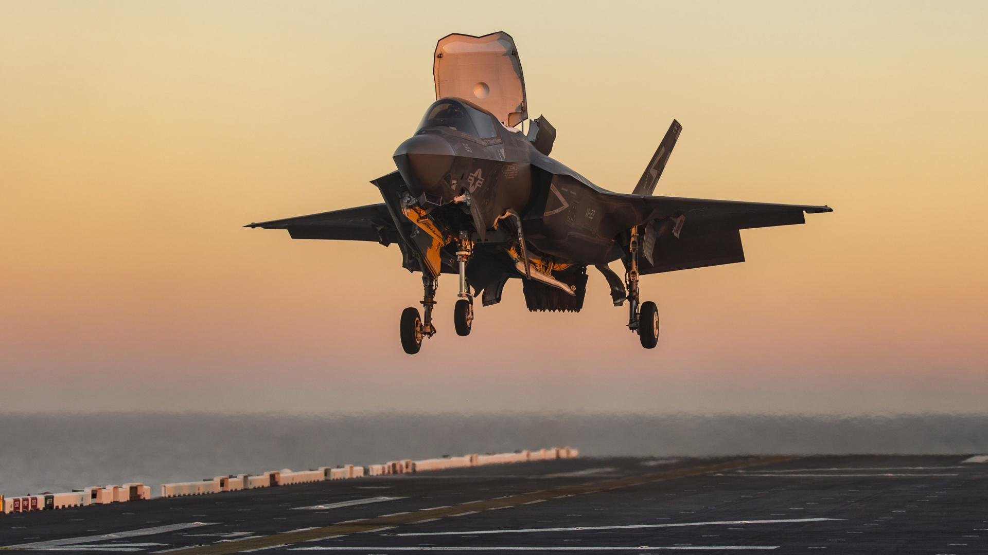 德甲青年队内训联赛对一线策略融合影响,2021年德甲队伍介绍