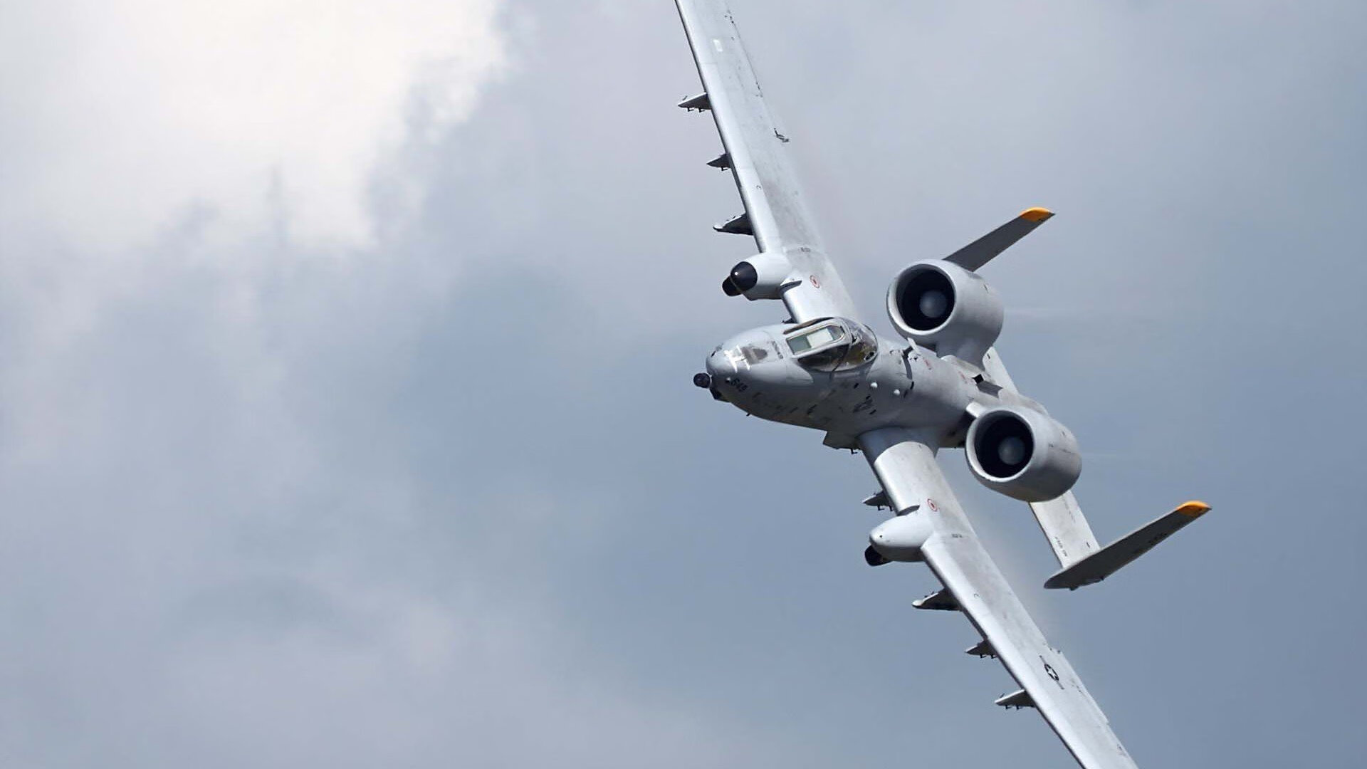 五大联赛是否普遍采用前场控球后中路传递提速战术,控球前锋